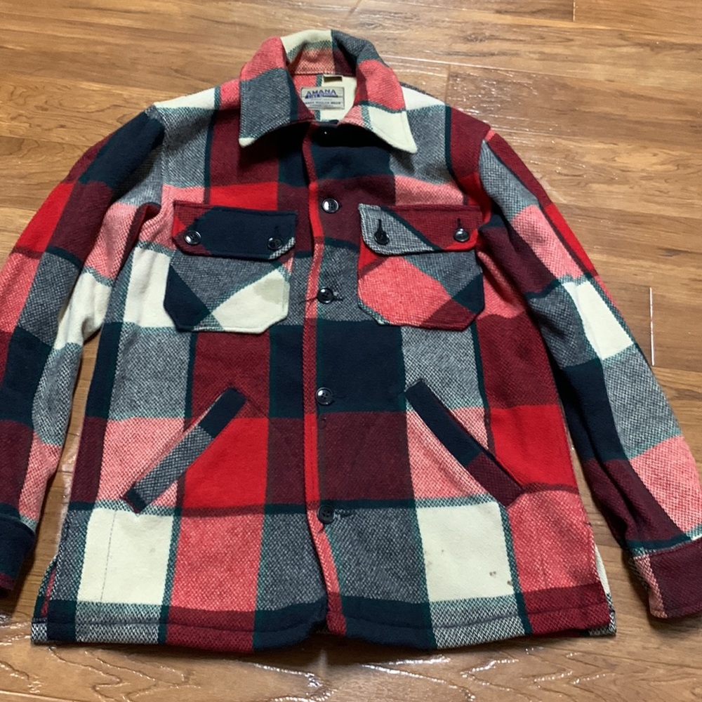 AMANA Fine Woolens Iowa Buffalo Plaid Jacket